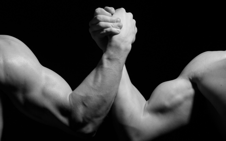 ../Downloads/hands_men_wrestling_biceps_black_and_white_arm_wrestling_79971_3840x2400.jpg
